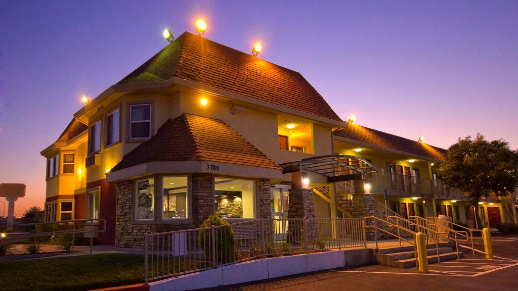 Quality Inn Elk Grove-Sacramento Esterno foto