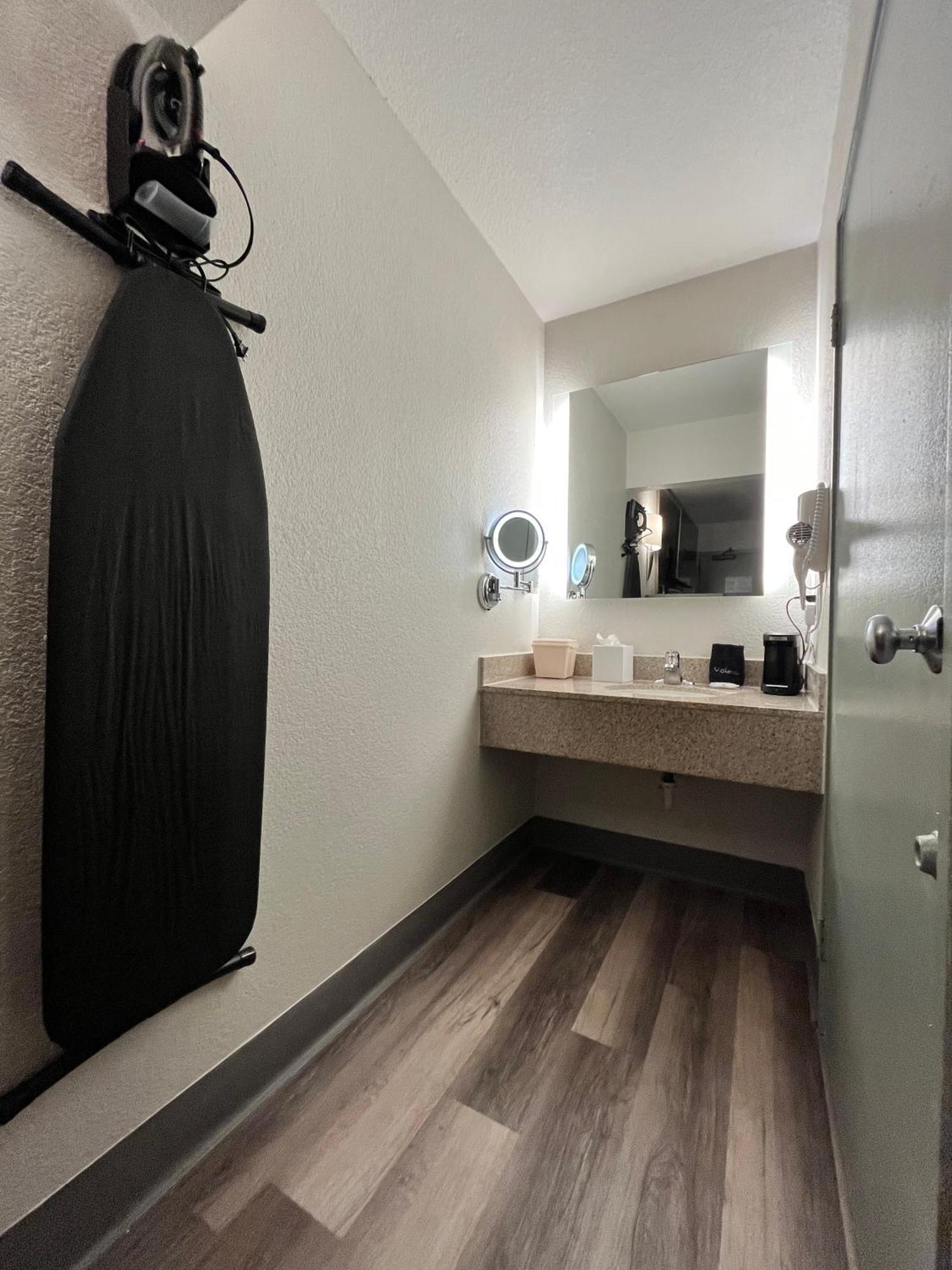 Quality Inn Elk Grove-Sacramento Esterno foto