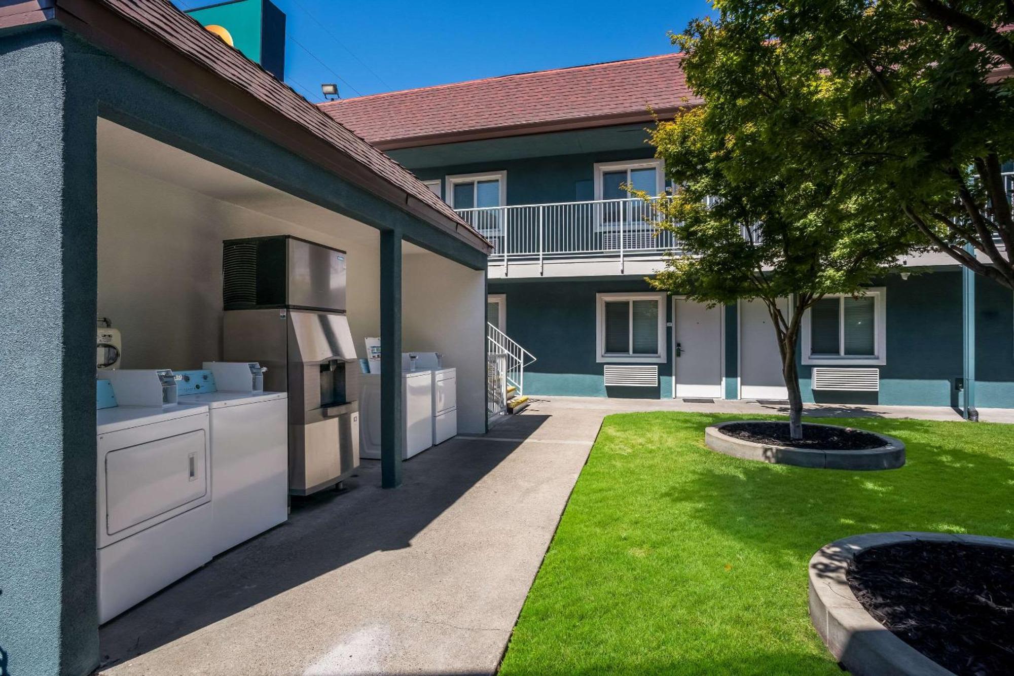 Quality Inn Elk Grove-Sacramento Esterno foto