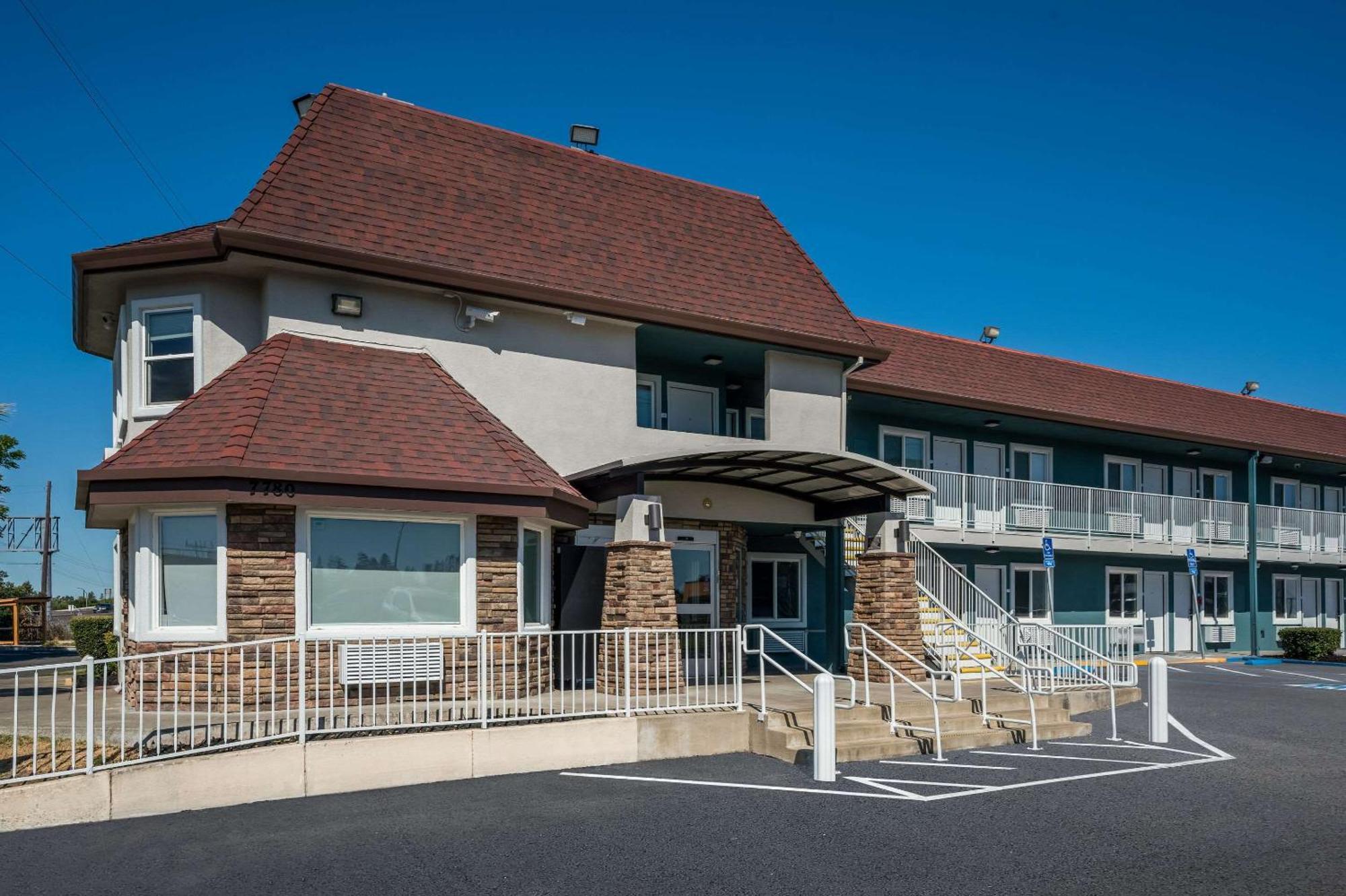 Quality Inn Elk Grove-Sacramento Esterno foto